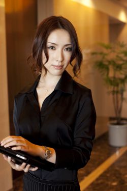女人爽到高潮潮喷叫床69